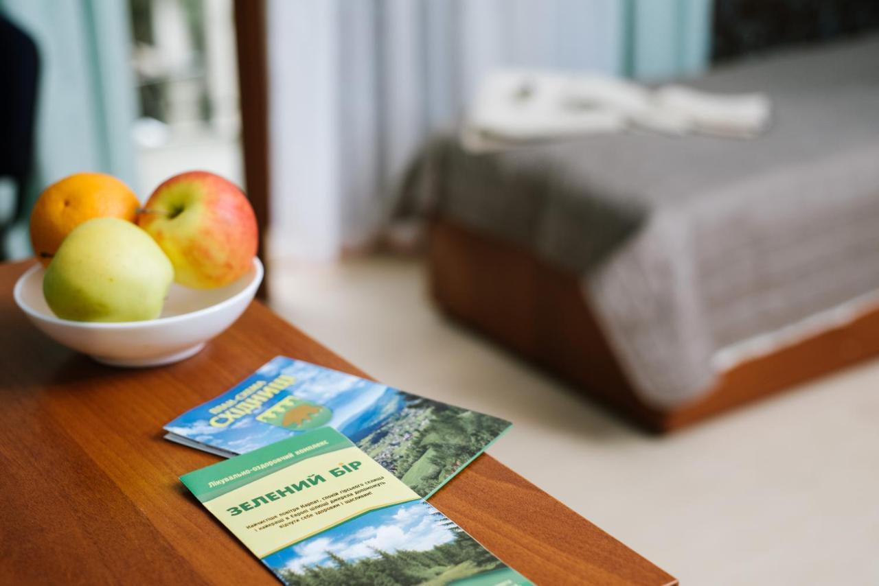 Zelenyy Bir Hotel Skhidnytsia Екстериор снимка