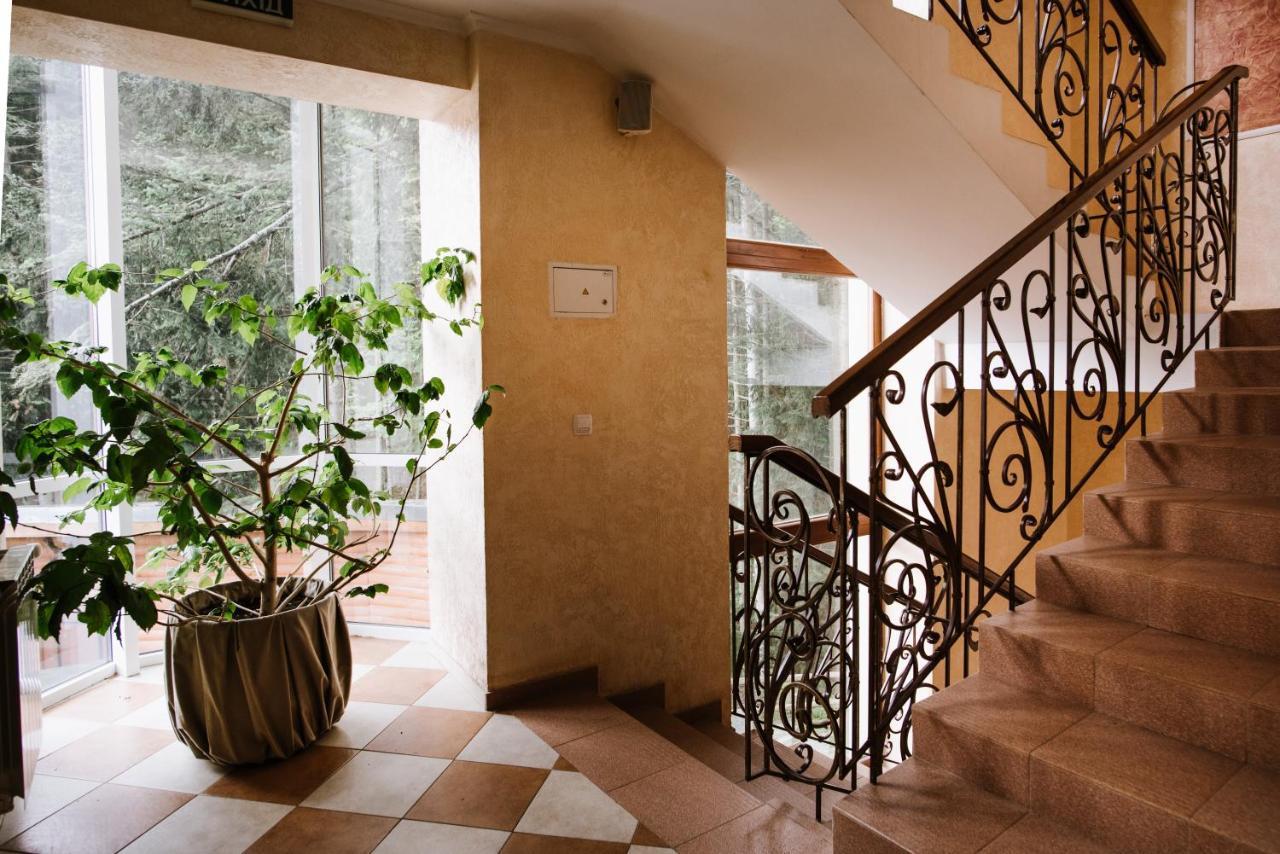 Zelenyy Bir Hotel Skhidnytsia Екстериор снимка